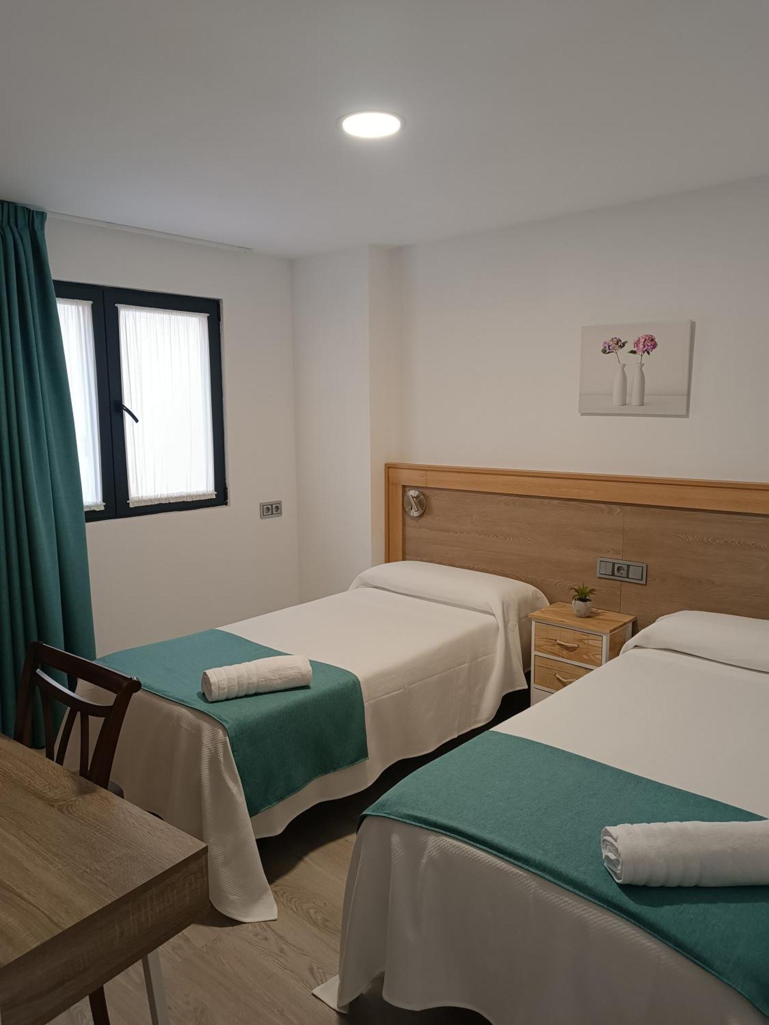 Apartamentos Turisticos Avila Puerta De San Isidro 1-4 Экстерьер фото